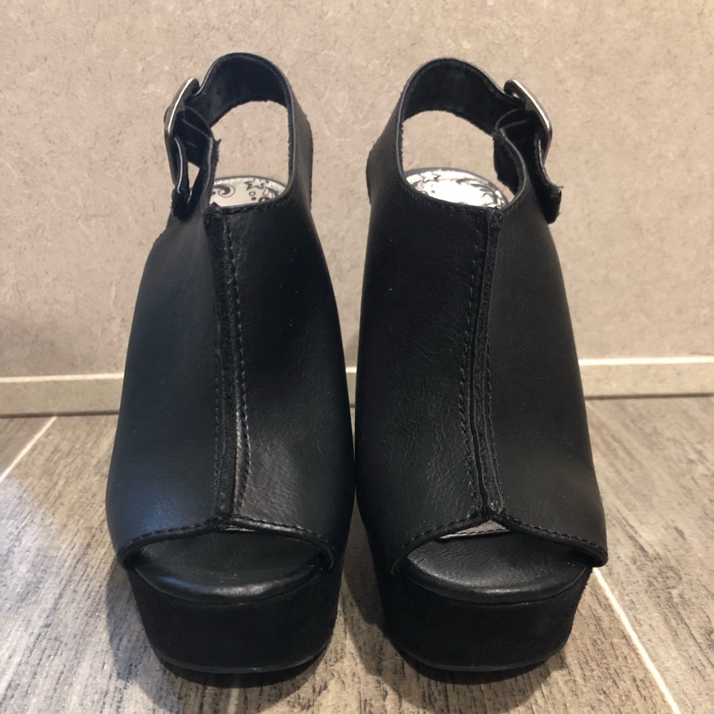 Wedges - Picture 2 of 4